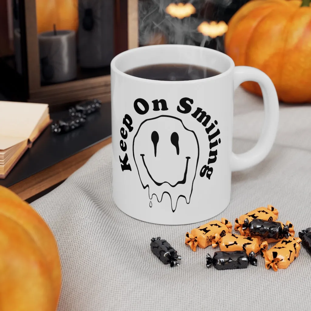 Keep on Smiling Mug - Retro 90s Y2k Grunge Melting Trippy Smiley Face Tea Mug, Vintage happy Face, Gift for Coffee